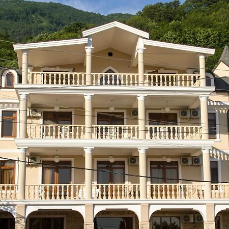 Hotel San Arda Gagra Exteriör bild